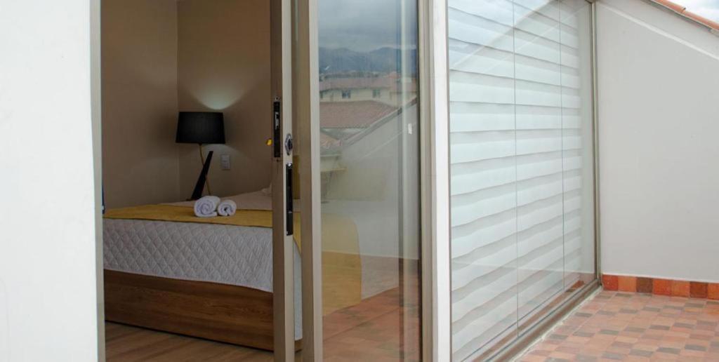 Hotel Brist0L Suites Centro Historico 昆卡 外观 照片