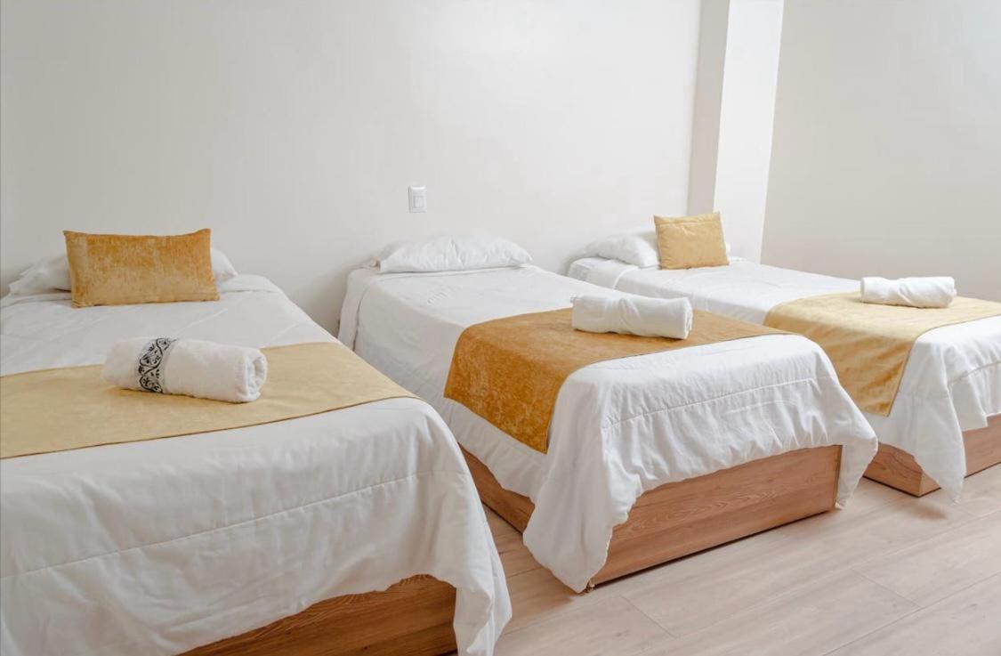 Hotel Brist0L Suites Centro Historico 昆卡 外观 照片