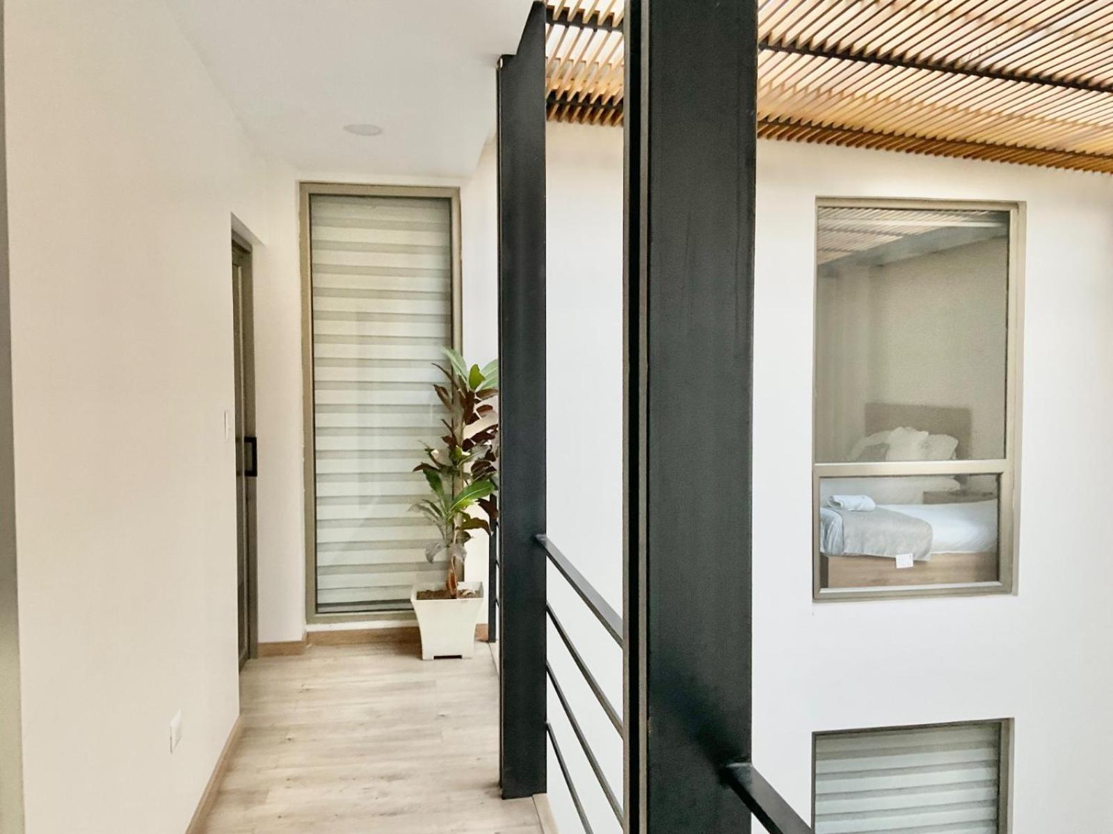 Hotel Brist0L Suites Centro Historico 昆卡 外观 照片
