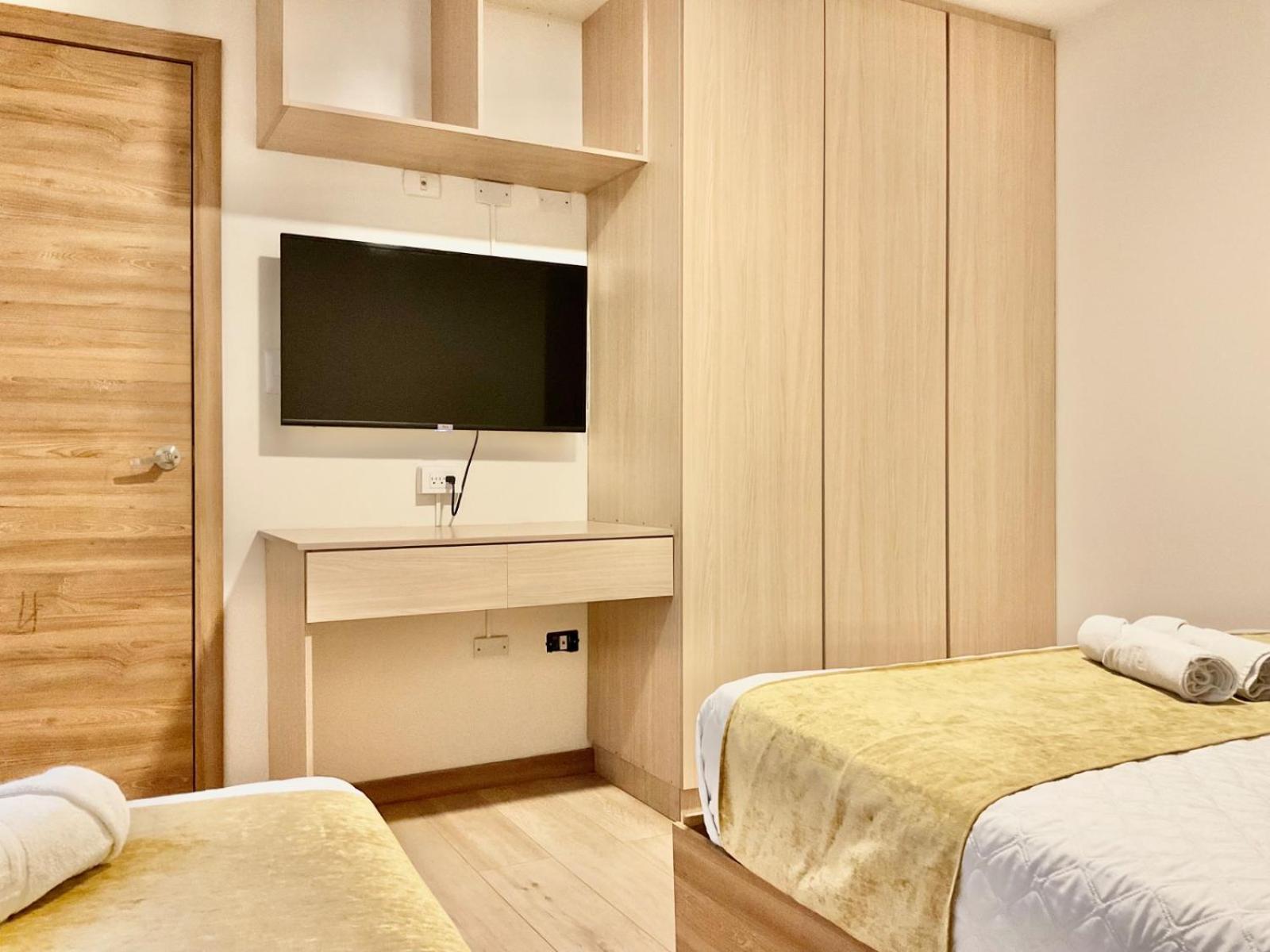 Hotel Brist0L Suites Centro Historico 昆卡 外观 照片