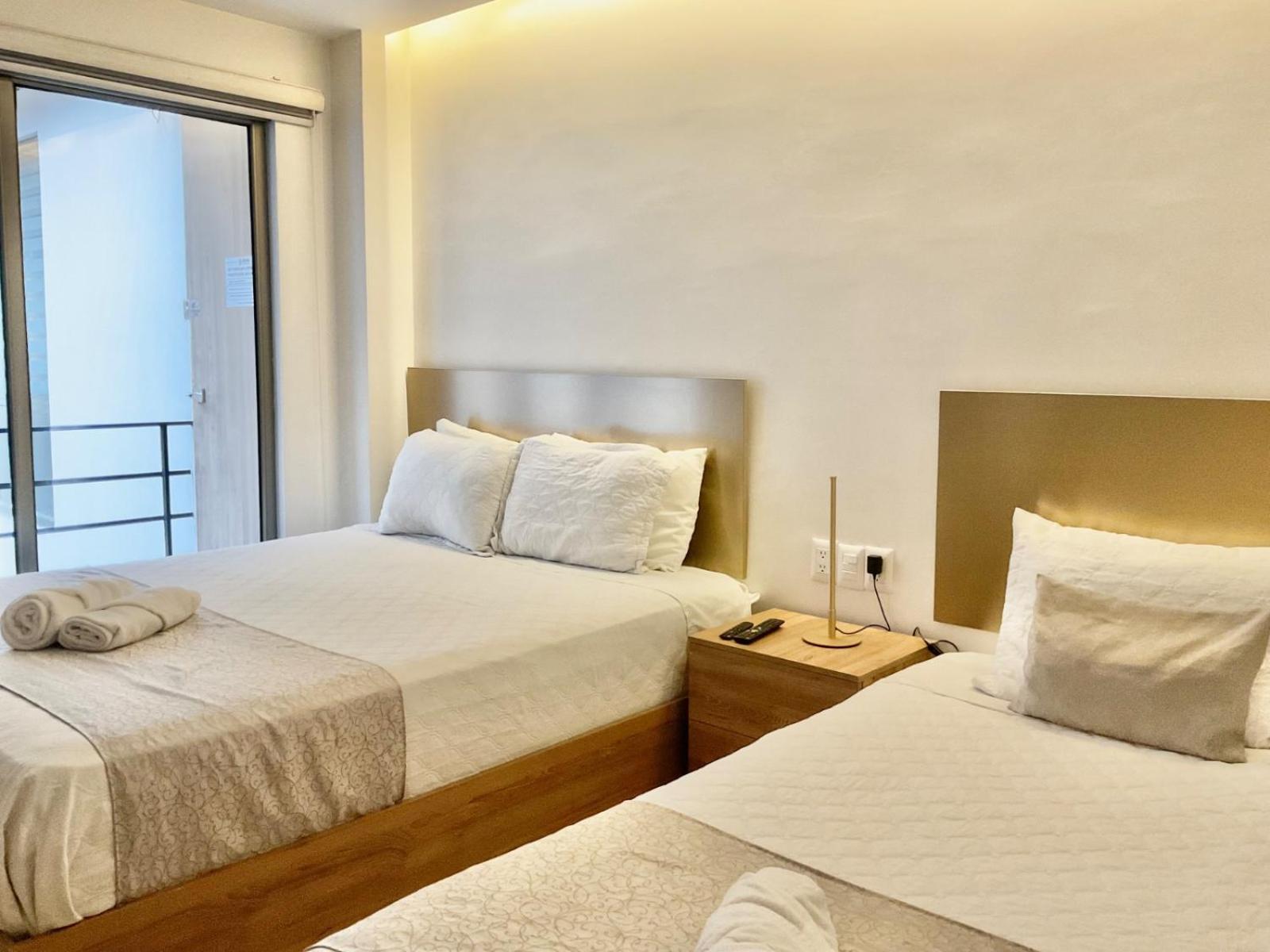 Hotel Brist0L Suites Centro Historico 昆卡 外观 照片