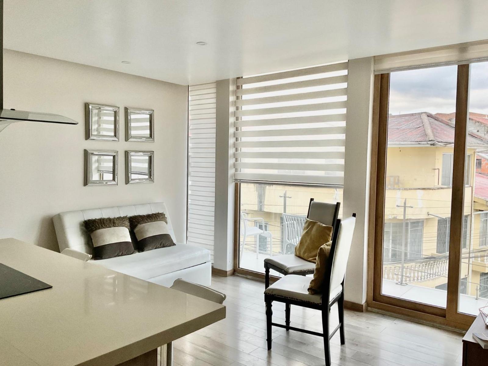 Hotel Brist0L Suites Centro Historico 昆卡 外观 照片